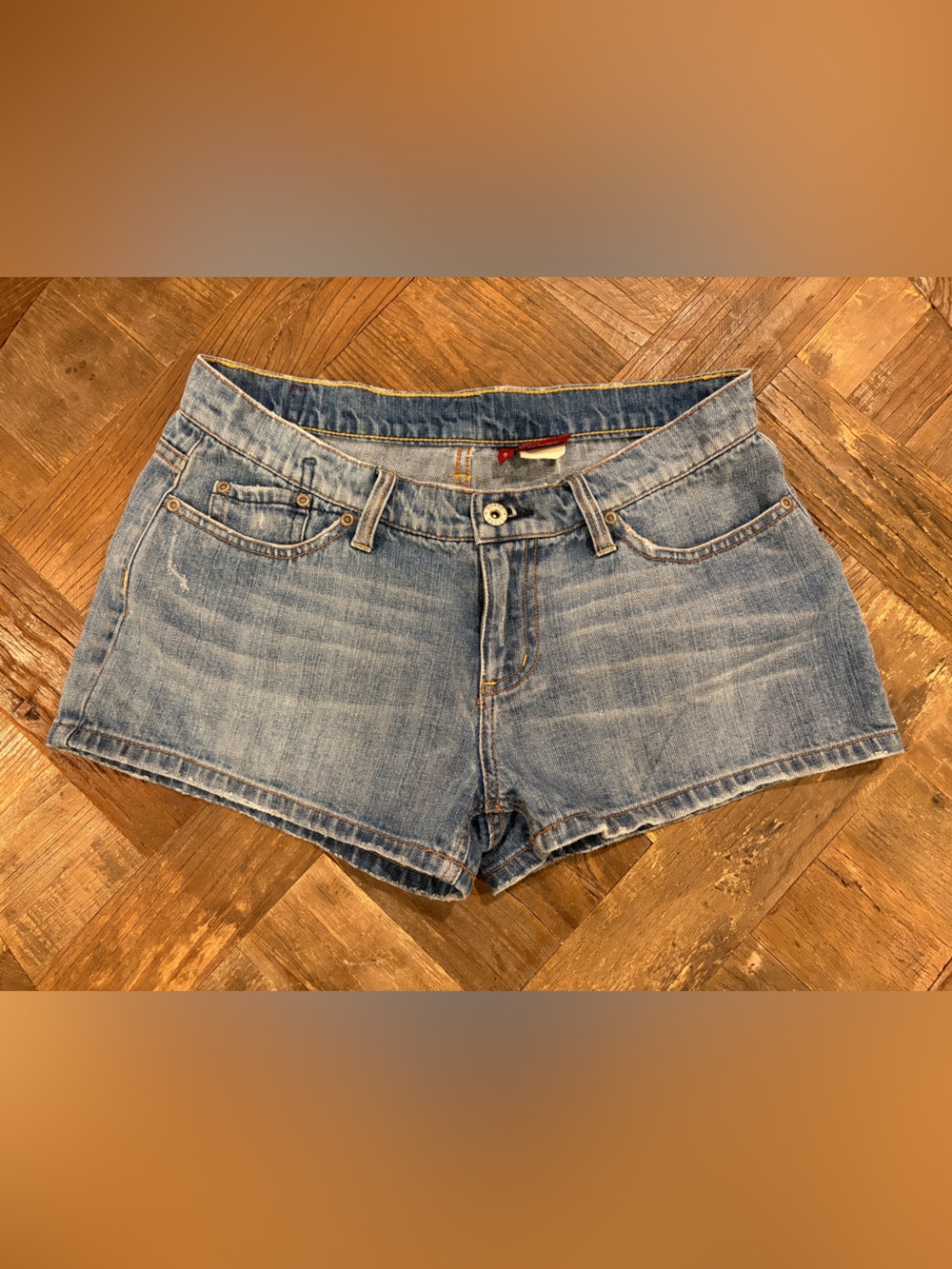 Y2K Vintage Bongo Low Rise Denim Shorts Jean Medium Wash Size 9